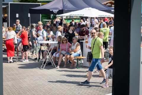 https://www.autohaus-wolfsburg.de/_Resources/Persistent/0/b/9/7/0b977d3702e1cde76a64abddc0b142c939684784/61%20-%20JR6_4749-480x320.jpg