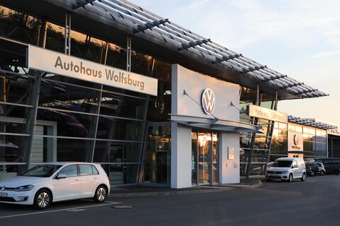 https://www.autohaus-wolfsburg.de/_Resources/Persistent/1/4/7/9/147975d1b38fbf0fbf994c390935921f8be15106/VW_PW1_4619-480x320.jpg