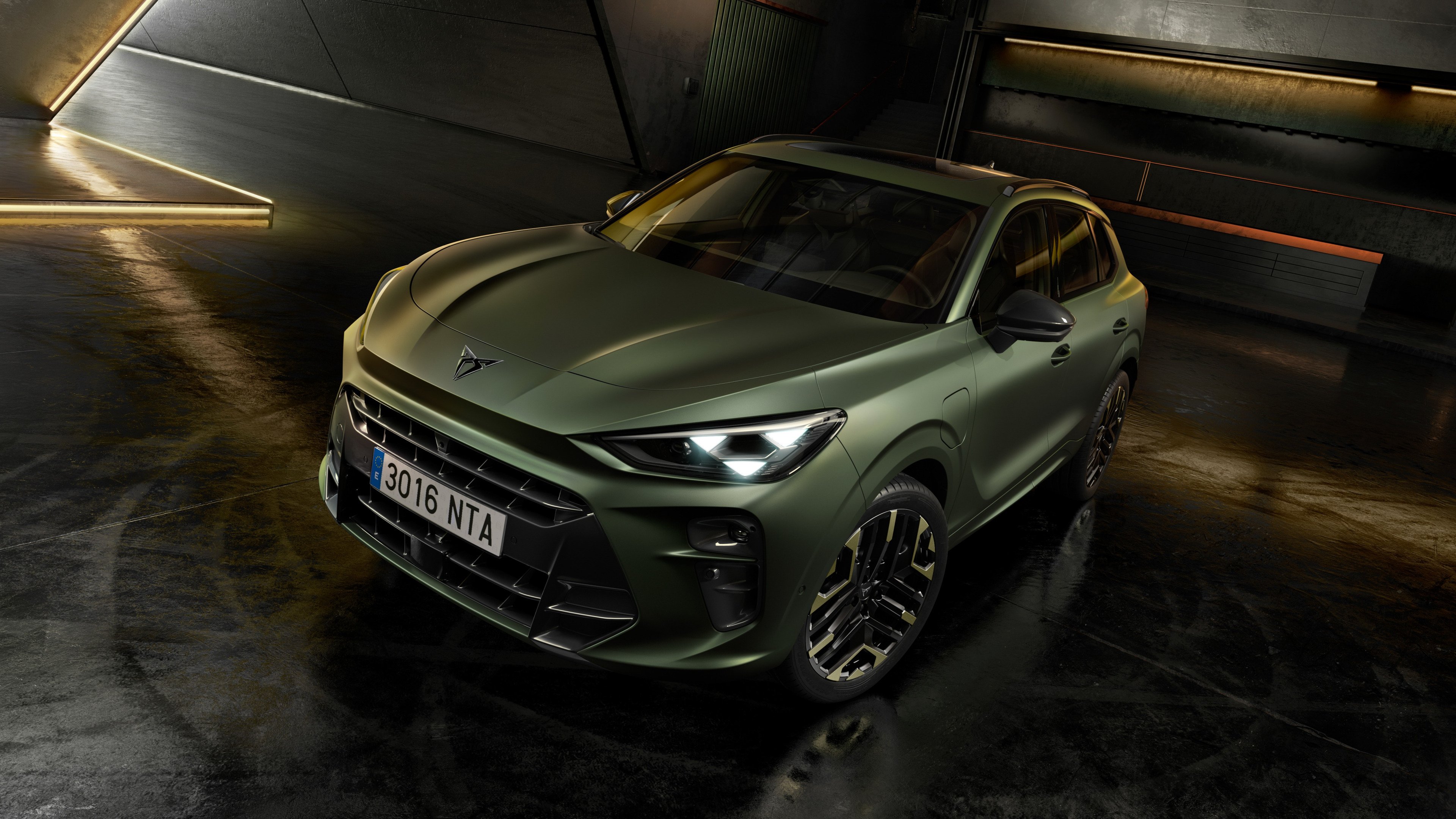 Detailbild 1: Cupra Terramar VZ Tribe Edition 1.5 e-HYBRID 200 kW (272 PS)