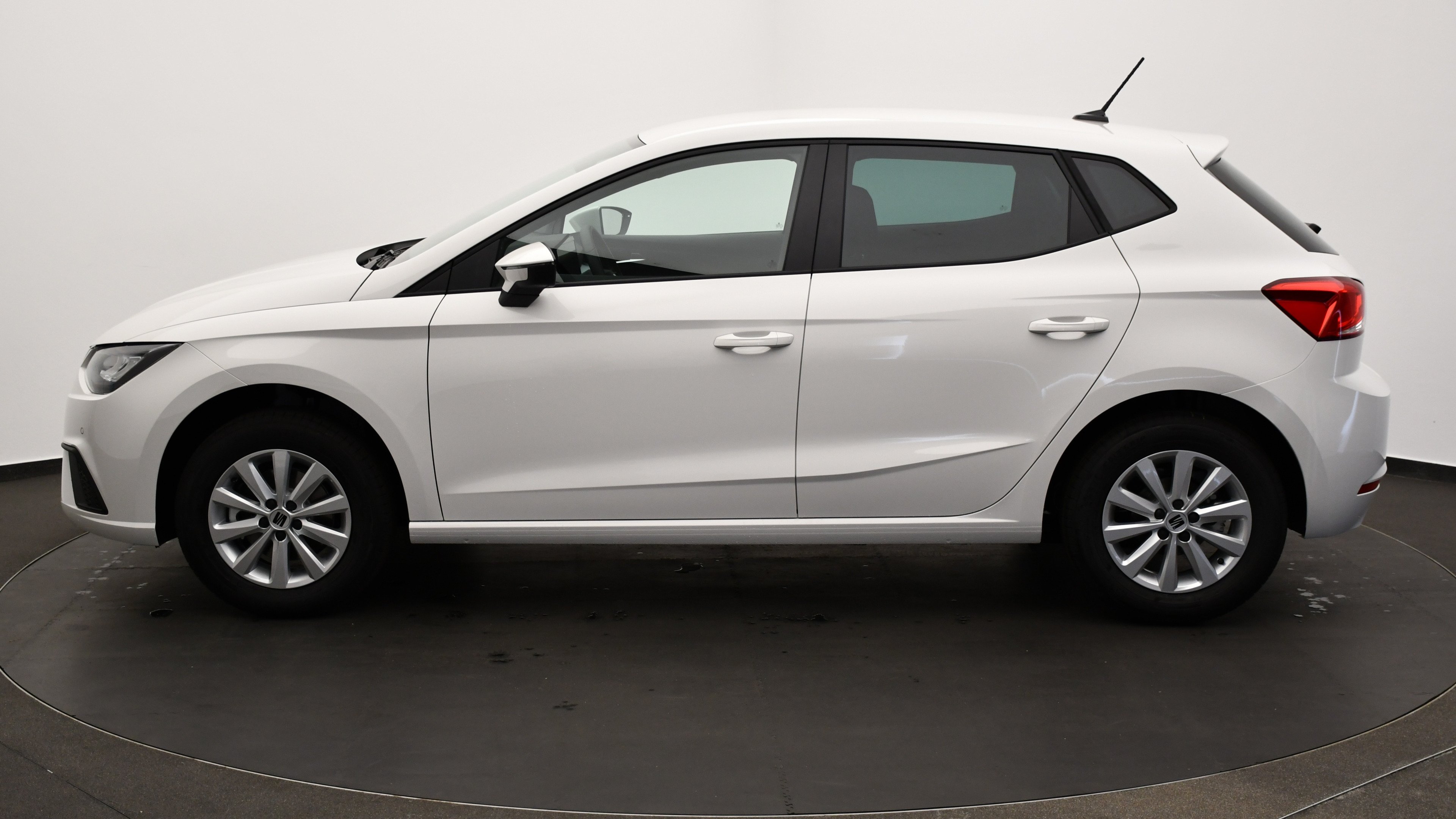 Detailbild 2: Seat Ibiza Road Edition 1.0 TSI 85 kW (116 PS) 