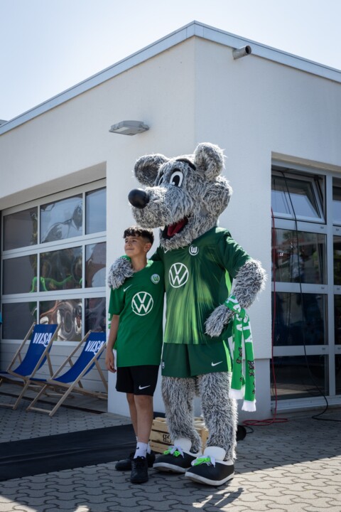 https://www.autohaus-wolfsburg.de/_Resources/Persistent/5/a/c/3/5ac38ffef80964e83f03ae55c728c27a2d4d13e7/18%20-%20_F1_7413-480x720.jpg