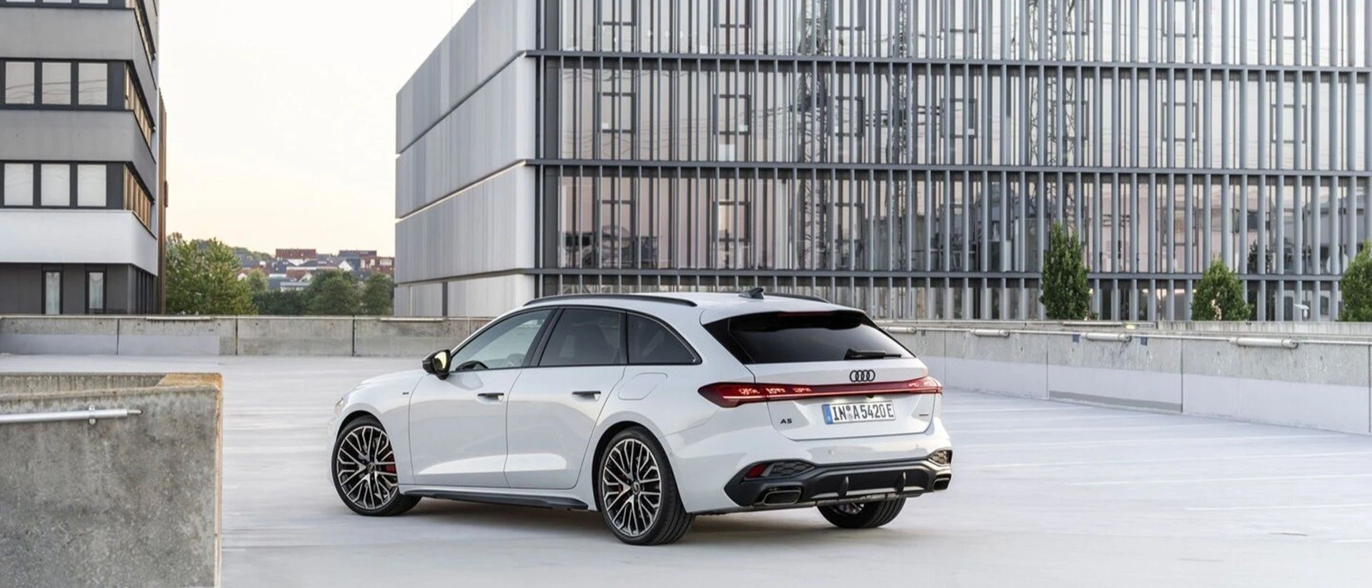 Audi A5 Avant e-Hybrid quattro 270 kW S tronic