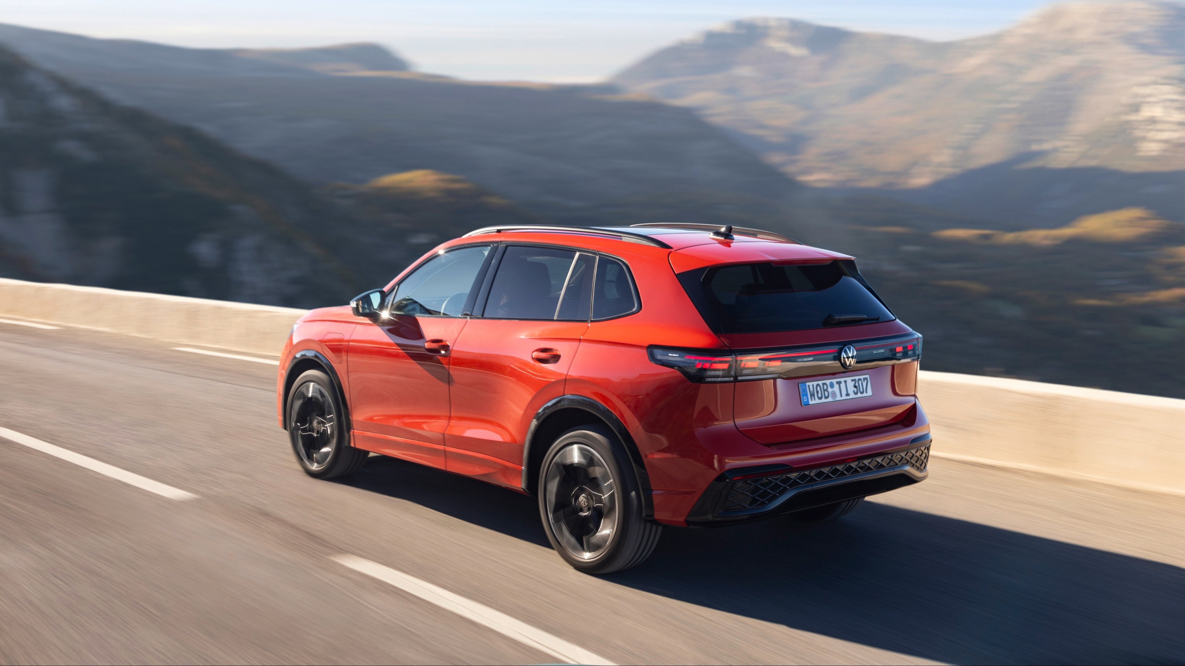 Detailbild 2: Volkswagen Tiguan R-Line 1,5 l eTSI OPF 110 kW (150 PS)